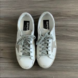 Golden Goose Superstar